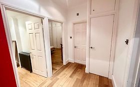 Spacious 2 Bedroom Apartment